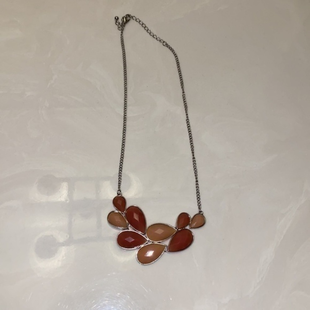 Necklaces - Picture 5 of 6